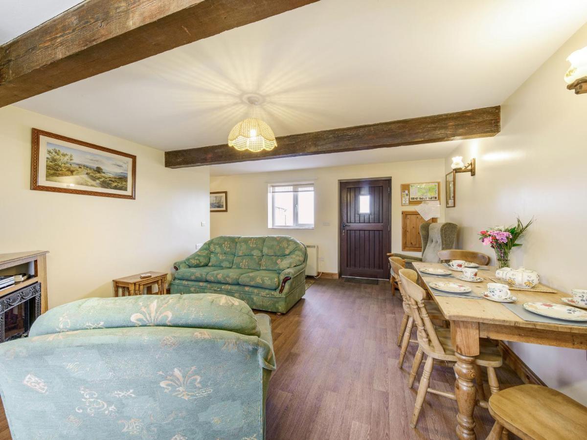 Lark'S Rise Cottage Onecote Екстериор снимка